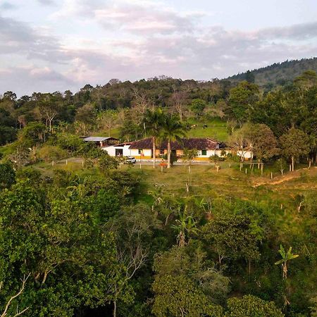 La Hacienda Hostel San Gil Εξωτερικό φωτογραφία