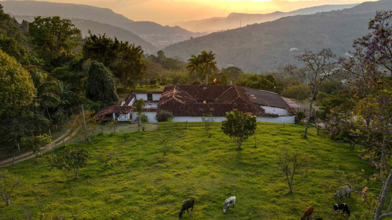 La Hacienda Hostel San Gil Εξωτερικό φωτογραφία